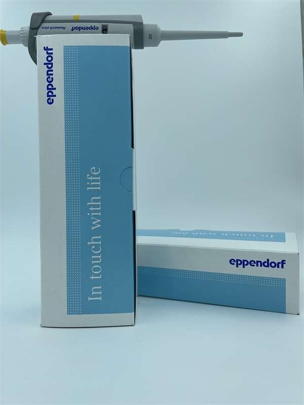 Eppendorf Research® plus 基本型 单道, 可调量程 0.1 – 2.5 µL, 深灰色